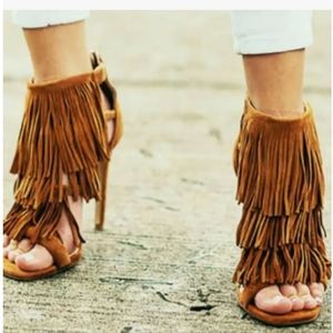 Steve Madden fringly heels